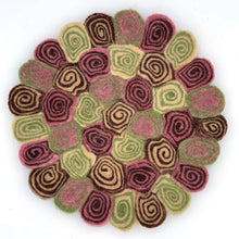 Load image into Gallery viewer, Kyoto Matcha Felt Swirl Trivet
