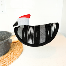 Load image into Gallery viewer, Woodpecker Pot Holder