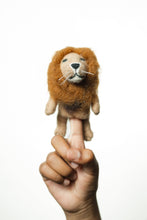 Load image into Gallery viewer, Lion Finger Puppet
