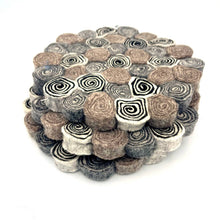 Load image into Gallery viewer, Neutral Felt Swirl Trivet