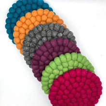 Load image into Gallery viewer, Solid Color Felt Ball Trivet : Burnt Orange