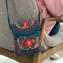 Load image into Gallery viewer, Embroidered Floral 3-Pocket Shoulder Bag