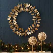 Load image into Gallery viewer, Gildani Holly Wreath