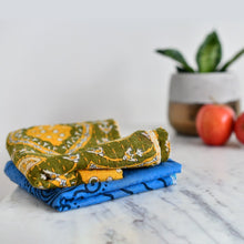 Load image into Gallery viewer, Sari Kantha Dish Towel