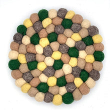 Load image into Gallery viewer, Autumn Felt Ball Trivet