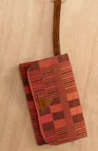 Load image into Gallery viewer, Woven Leather Clutch