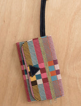 Load image into Gallery viewer, Woven Leather Clutch