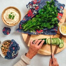 Load image into Gallery viewer, Bees Wrap Beeswax Reusable Bread Wrap - Botanical Print
