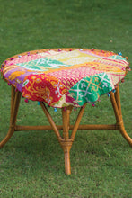 Load image into Gallery viewer, Round Kantha Table Cover 25&quot;

