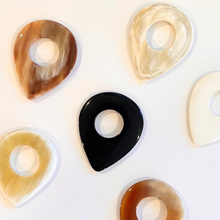 Load image into Gallery viewer, Horn Guitar Pick
