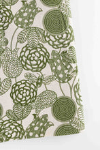 Load image into Gallery viewer, Bountiful Bee Napkin
