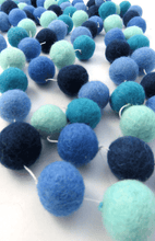 Load image into Gallery viewer, Handfelted Ball Garland: Rainbow
