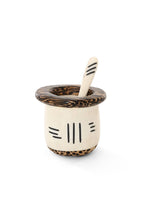 Load image into Gallery viewer, Coconut and Cow Bone Salt Cup with Spoon
