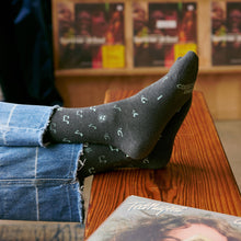 Load image into Gallery viewer, Socks that Support Music (Gray Music Notes) - Small
