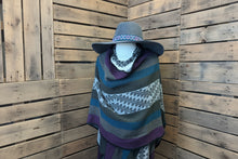 Load image into Gallery viewer, Open Geometric Poncho
