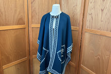 Load image into Gallery viewer, Open Poncho w/ Buckle and Border
