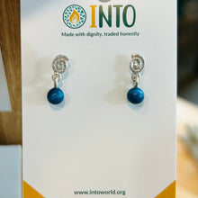 Load image into Gallery viewer, Tagua Sterling Pearl w/ Spiral Posts
