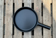 Load image into Gallery viewer, Black Ceramic Frying Pan

