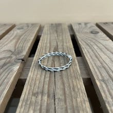 Load image into Gallery viewer, Adjustable Horsehair Bracelet- 1 strand
