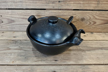 Load image into Gallery viewer, Black Ceramic Animal Sugar Bowl (w. regular lid)
