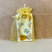 Load image into Gallery viewer, Hand-Pressed Flower Scented Soy Bars
