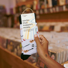 Load image into Gallery viewer, Socks that Support Music (Gray Guitars) - Medium
