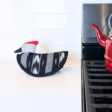 Load image into Gallery viewer, Woodpecker Pot Holder
