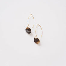 Load image into Gallery viewer, Simple Circle Earrings - Black
