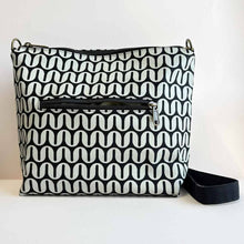 Load image into Gallery viewer, Medium Canvas Handbag - Geometric Purse -  Vegan Crossbody: Forest Green
