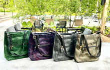 Load image into Gallery viewer, Scout Purse - Sand
