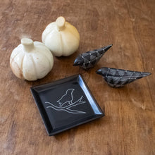 Load image into Gallery viewer, Etched Black Birds
