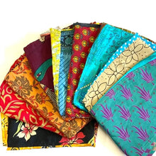 Load image into Gallery viewer, Sari Tote Bag (Cotton lined)
