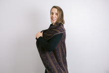 Load image into Gallery viewer, Long Geometric Vest
