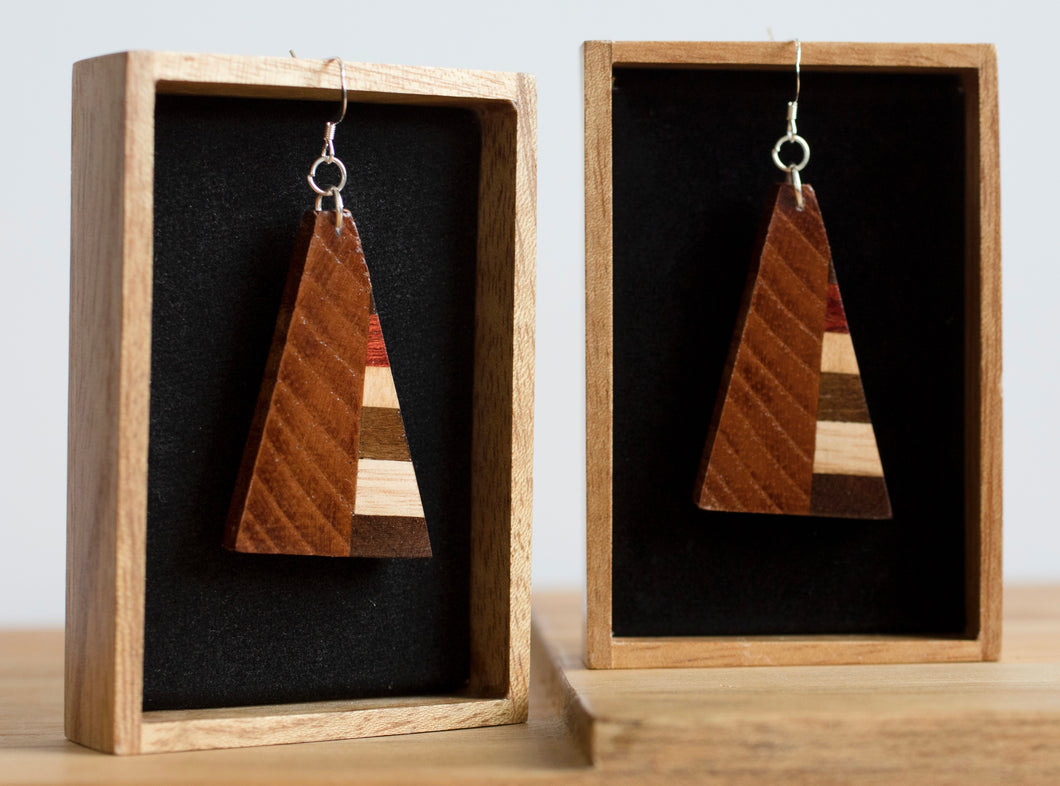 Taracea Dangle Triangle Earrings (no wire)