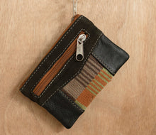 Load image into Gallery viewer, Woven Leather Coin Purse
