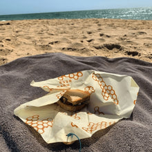 Load image into Gallery viewer, Single Sandwich Food Wrap - Honeycomb Print
